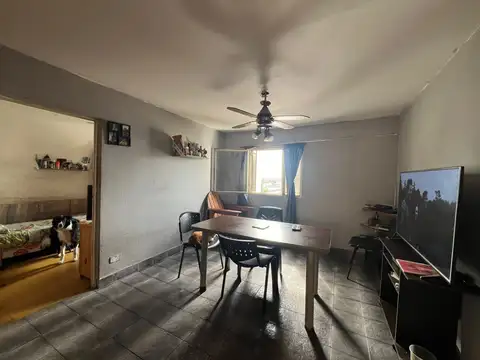 DEPARTAMENTO EN VENTA TRES AMBIENTES EN BARRIO PIEDRABUENA ESCALERA 44 A