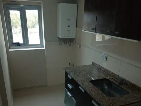 Departamento en alquiler en Altos de Villa Sol- 1 dormitorio con balcón