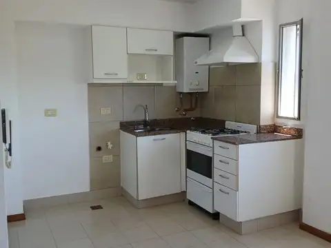 mono ambiente en alquiler- caseros centro