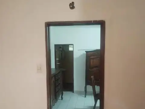 Casa en Alquiler con 1 cochera