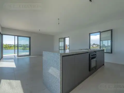 Casa en Venta en San Sebastian, USD 328.000