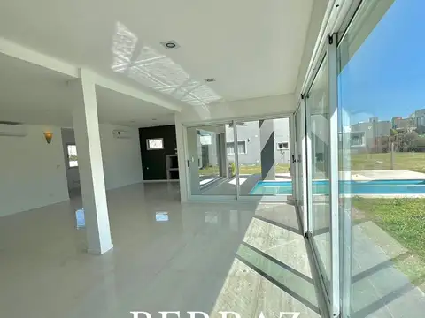 Casa en Alquiler al Noroeste