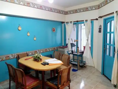 Casa 4 ambientes con 3 baños
