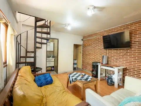 Depto Tipo Casa en Venta 5 años