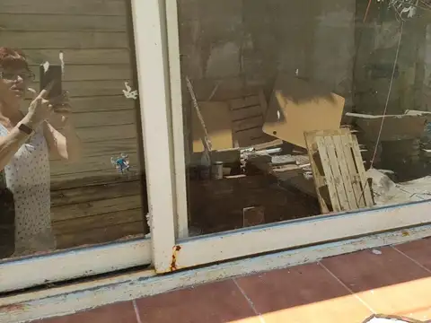 Terreno en Venta 25,63  mts Fondo