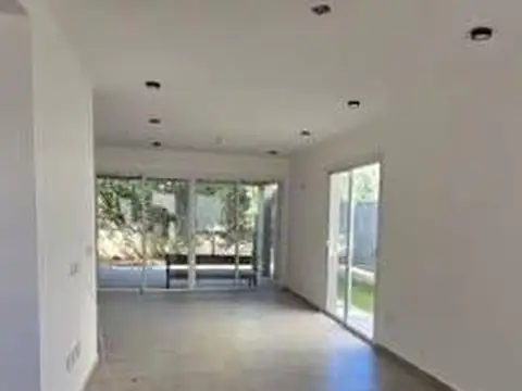 Casa en Venta al Oeste