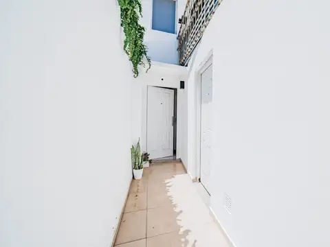 Depto Tipo Casa 4 ambientes con 2 baños