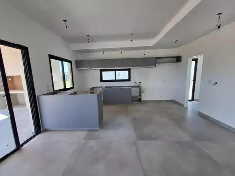 Pilar del Este Santa Elisa