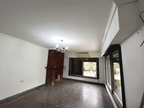 Casa en Venta en Ingeniero Adolfo Sourdeaux, USD 150.000