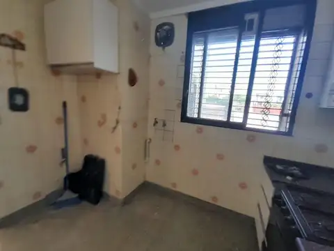 Departamento en Alquiler en Monte Castro, $ 800.000