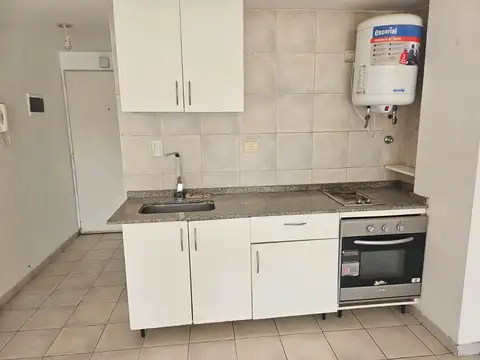 Avenida corrientes  al 6100