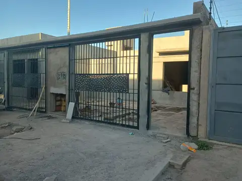 CASA ESTILO DEPARTAMENTO(3 AMBIENTES)EN CARRODILLA