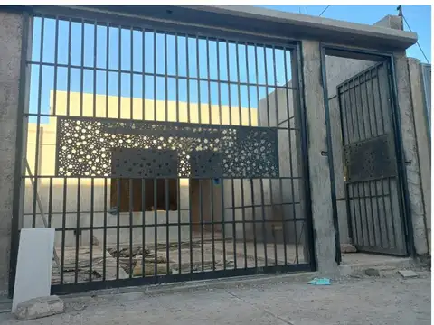 CALLE PUBLICA LUJAN DE CUYO 100