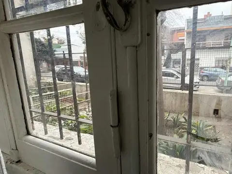 Depto Tipo Casa en Venta 40 años