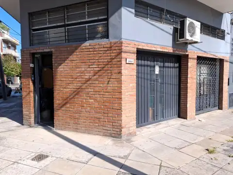 LOCAL COMERCIAL, EN OCHAVA 29 M2