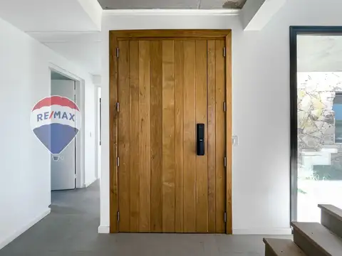 Casa en Venta en Terralagos, USD 650.000