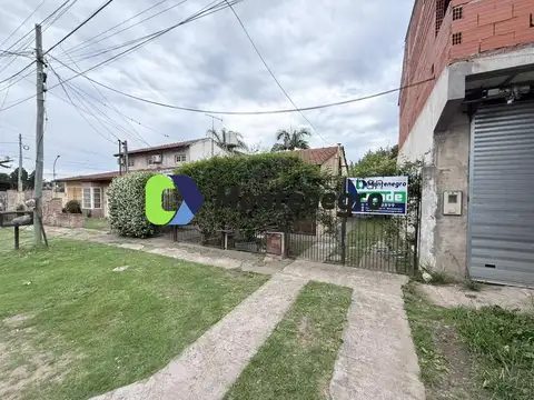 Casa - Venta - Argentina, Berazategui - Calle 353 463