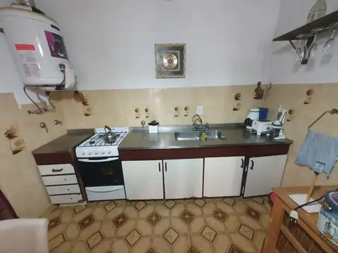 Casa 3 ambientes, amplio parque (140275)