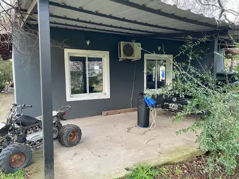 Casa 4 ambientes con 1 baño