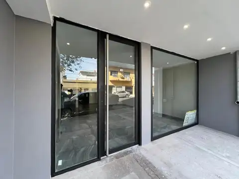 24 De Noviembre 1400 , Piso 1