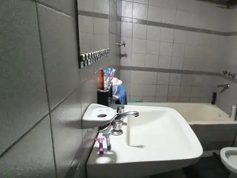 Depto Tipo Casa 3 ambientes con 2 baños
