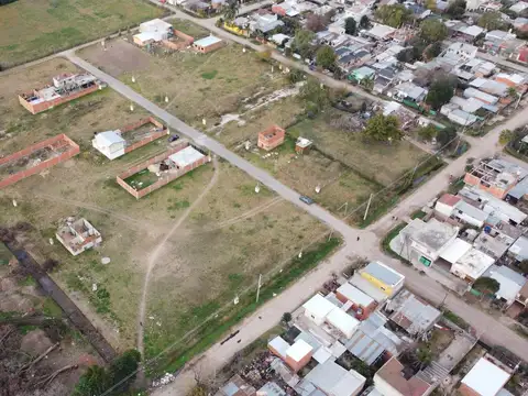 Los Lazaristas - Mzn 77B Lote 20 - Loteo San Felipe