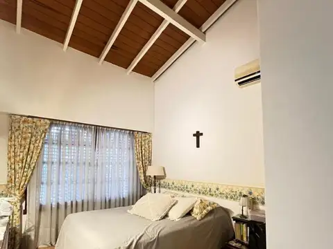 Casa en Venta en Castelar Norte, USD 270.000