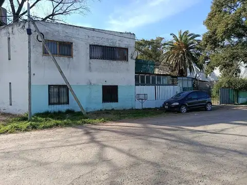 Depósito en  venta con posibilidad de ampliación sobre Colectora Sur Acceso Oeste . Gral Rodriguez