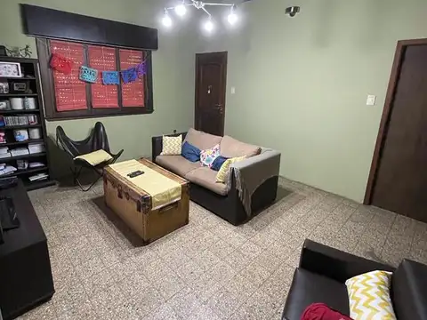 Casa en Venta en Castelar Sur, USD 160.000