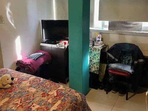 Av Hipólito Yrigoyen 3300 Almagro 3amb U$95.000 Apto Prof