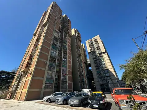 Departamento 2 ambientes m/lum amplio con balcon