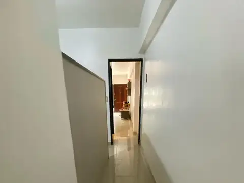 Depto Tipo Casa en Venta en Flores, USD 159.000