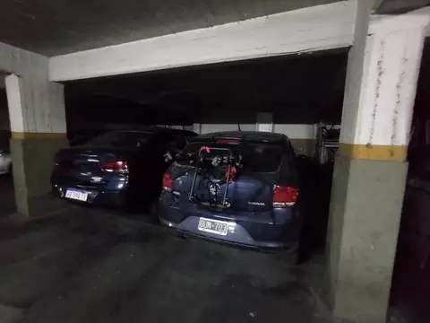 ACCESO POR PORT?N AUTOM?TICO, EXCELENTE UBICACI?N