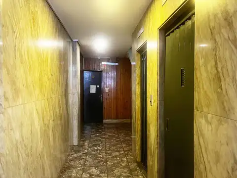 Roca  al 800 - Oficina 03-05 -  Edificio Hermes VIII