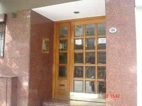 Departamento  de 2 ambientes cfte excelente vista- muy luminoso- impecable estado