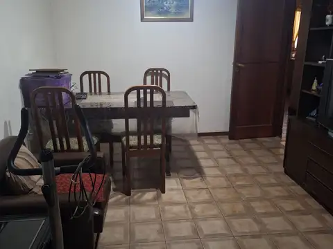 Depto Tipo Casa en Venta de 3 ambientes
