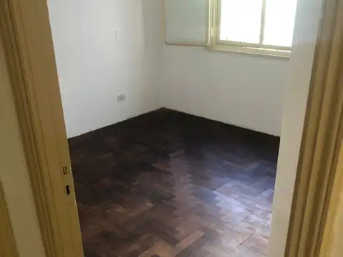 Departamento en Venta en Villa Adelina, USD 110.000