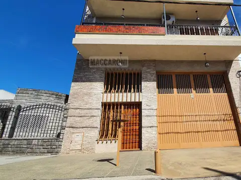 VIVIENDA CON GALPON EXCELENTE ESTADO
