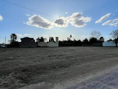 27 de Febrero y Triunvirato