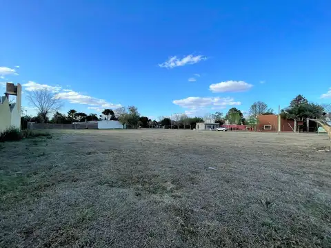 27 de Febrero y Triunvirato