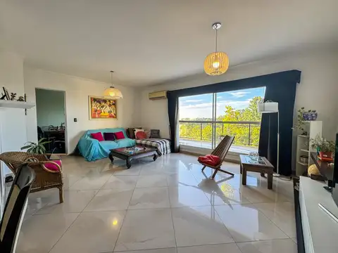 Departamento en Venta en Lisandro De La Torre, USD 220.000