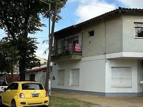 Departamento tipo casa planta alta, excelente zona
