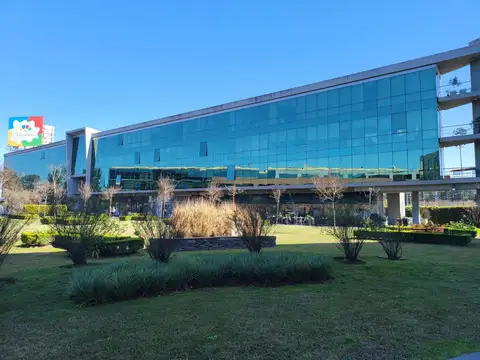 Oficina en Alquiler en Pilar, $ 2.000.000