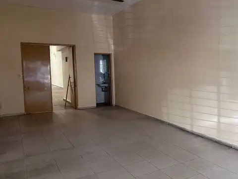 Local en Alquiler 56 años