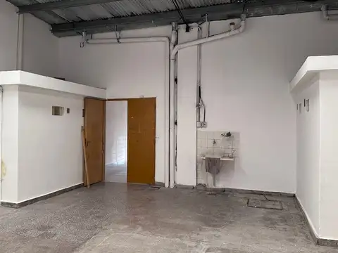 Local en Alquiler en Boedo, $ 2.600.000