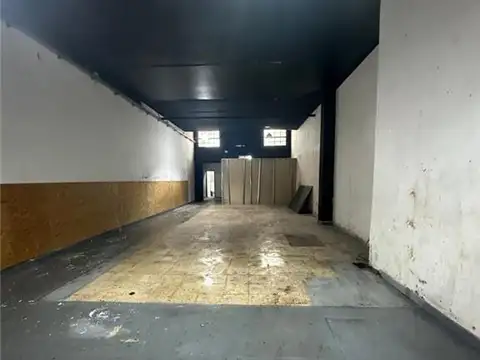 LOCALES - A LA CALLE - LA PLATA, GRAN BS. AS. SUR