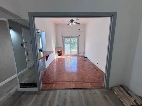 Depto Tipo Casa en Venta 50 años