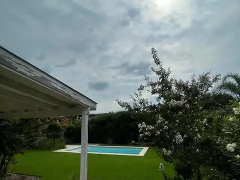 Casa en Venta en Countries y Barrios Cerrados en Belen de Escobar, USD 270.000