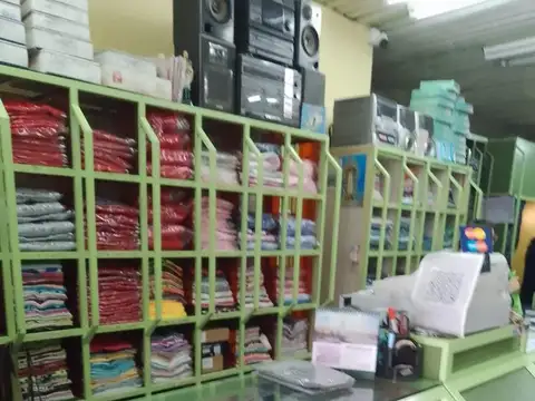 Local en Venta en Gonzalez Catan, USD 340.000