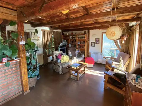 Casa 5 ambientes con 1 baño